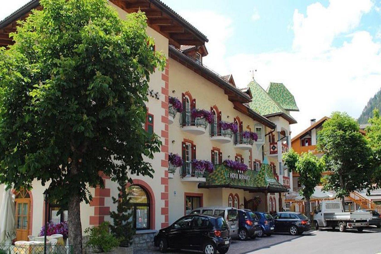 Albergo Bernard Canazei Exterior foto