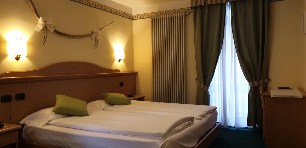 Albergo Bernard Canazei Exterior foto